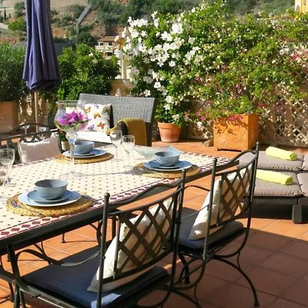 Apartamento En El Puerto De Soller Con Gran Terraza Privada Y Vistas Al Mar. Piscina Comunitaria. Localizado En Un Zona Tranquila Y Muy Soleada. Wifi Gratis Disponible. Parking. Luaran gambar