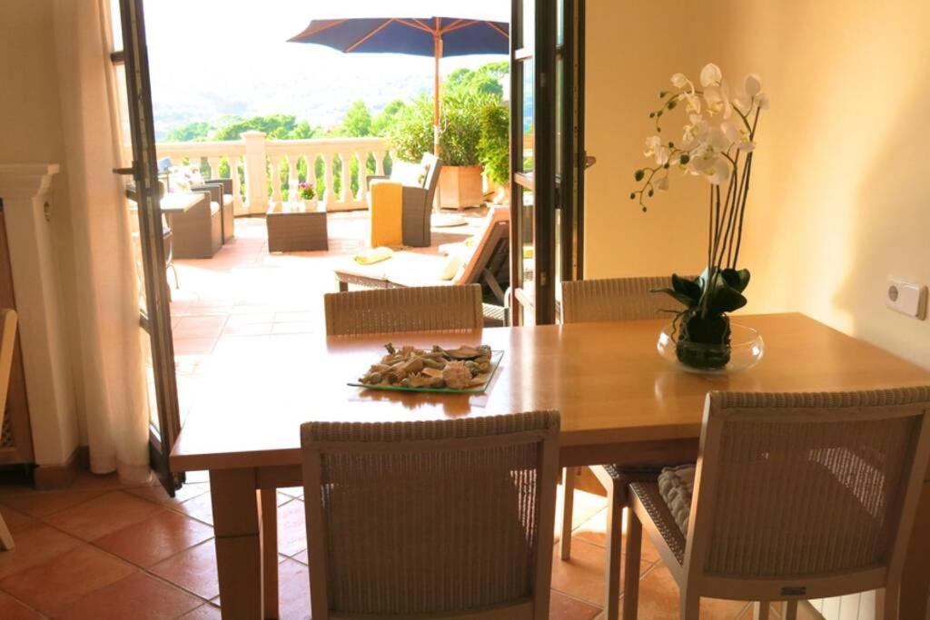 Apartamento En El Puerto De Soller Con Gran Terraza Privada Y Vistas Al Mar. Piscina Comunitaria. Localizado En Un Zona Tranquila Y Muy Soleada. Wifi Gratis Disponible. Parking. Luaran gambar