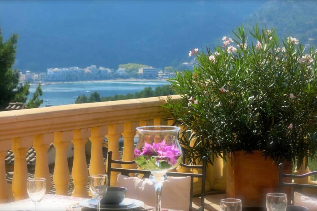 Apartamento En El Puerto De Soller Con Gran Terraza Privada Y Vistas Al Mar. Piscina Comunitaria. Localizado En Un Zona Tranquila Y Muy Soleada. Wifi Gratis Disponible. Parking. Luaran gambar